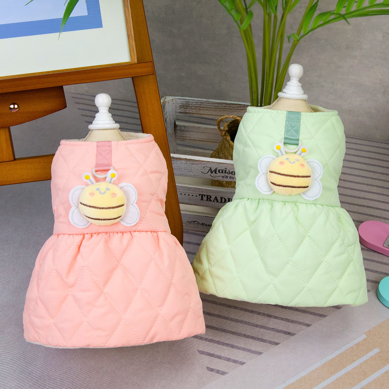 Pet Clothes Autumn Winter New Pet Clothing Dog Clothes Cat Clothes Pet Cotton Dress 24 Bee Cotton Dress