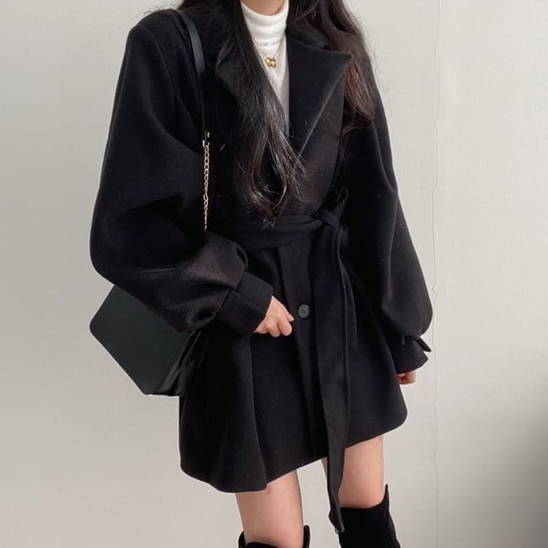 New Arrival Wool Coat for Women, Elegant Autumn/Winter Tweed Overcoat, Mid-Length for Petite Frames, Audrey Hepburn Style in Black