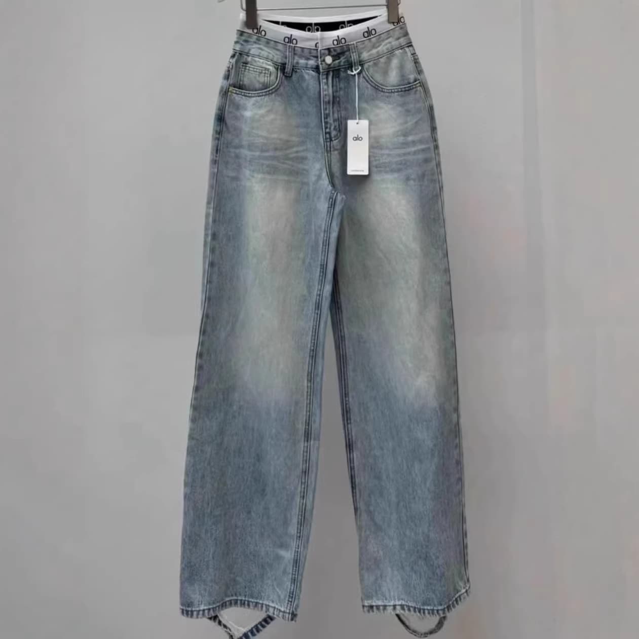 Mixed Design Jeans in Stock Women's Jeans Available