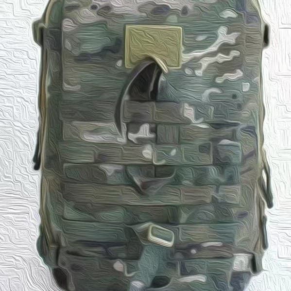 Camouflage Tactical Assault Backpack, Outdoor Large Capacity Waterproof and Durable Mountaineering Backpack