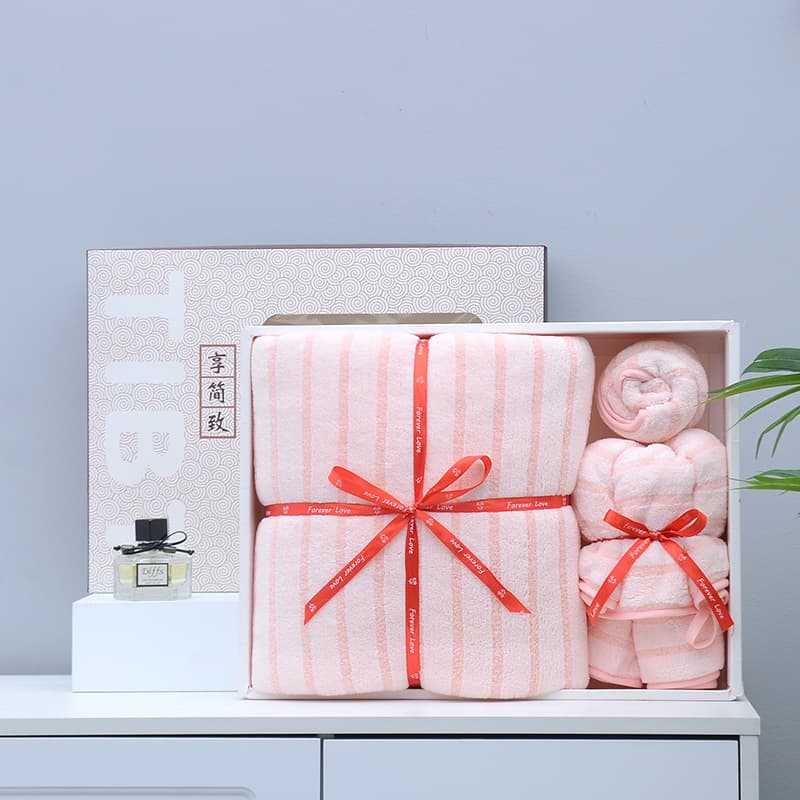 Microfiber towel set bath towel square towel face towel gift box adult absorbent soft face towel manufacturer wholesale