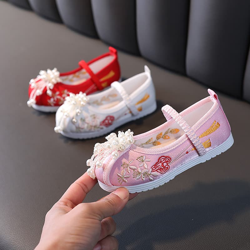 Ethnic Style Children's Cloth Shoes with Elastic, Ancient Costume Embroidered Shoes for Medium and Large Kids, Girls' Hanfu Shoes with Pearl Elastic, Vintage Design