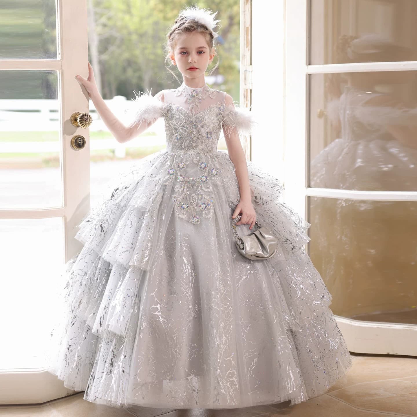Children's beautiful evening dress, light luxury, niche high-end girl princess dress, girl host piano performance costume