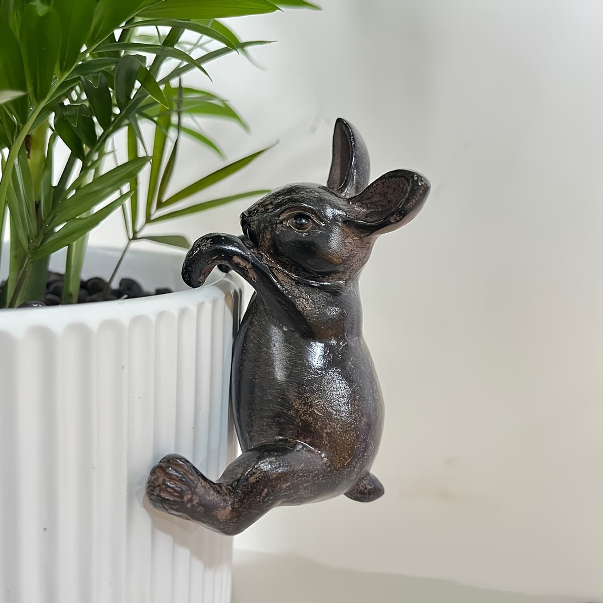 Cross-Border Hot Selling Creative Cute Rabbit Statue Garden Decoration Bonsai Statue Resin Craft Home Decor