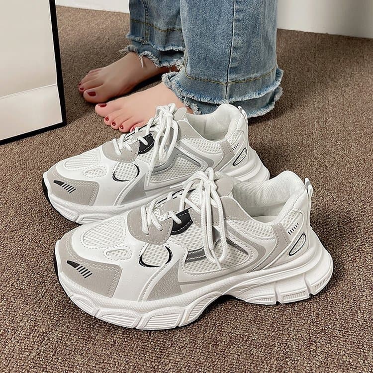 Korean-style Versatile Casual Shoes for Women 2026 Spring and Autumn Mesh Breathable Running Sports Shoes Platform Lace-up Lightweight Dad Shoes