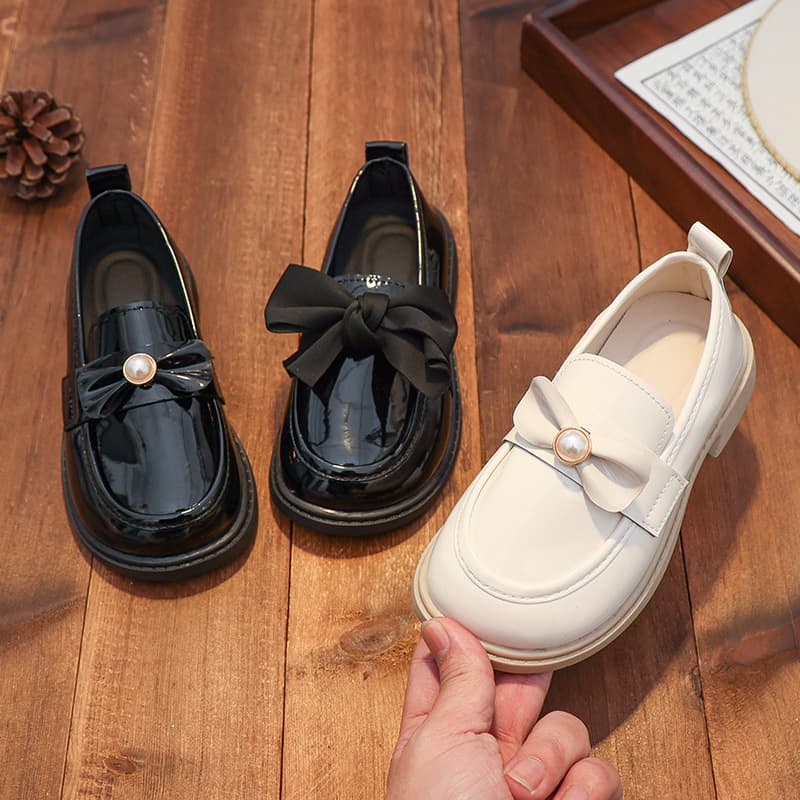 Girls Black Leather Shoes Children Performance Shoes Black and White Student Flats Ceremony Flower Girl School Shoes Soft Sole Princess