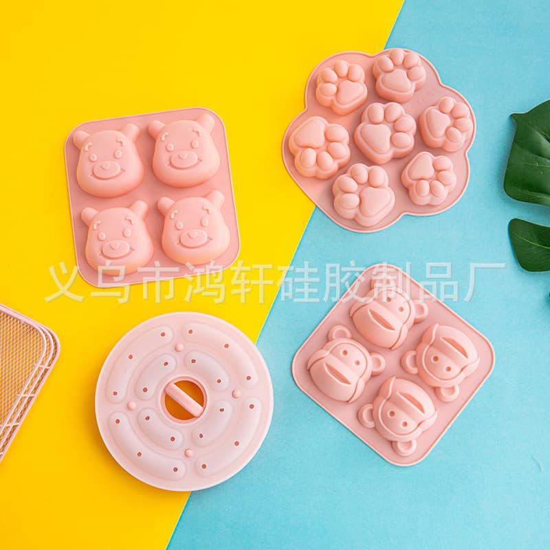 Baby Food Supplement Mold with Lid, Steamable and High Temperature Resistant, Baby Steamed Cake Grinding Tool, Cartoon Sausage, Rice Cake, Silicone Household