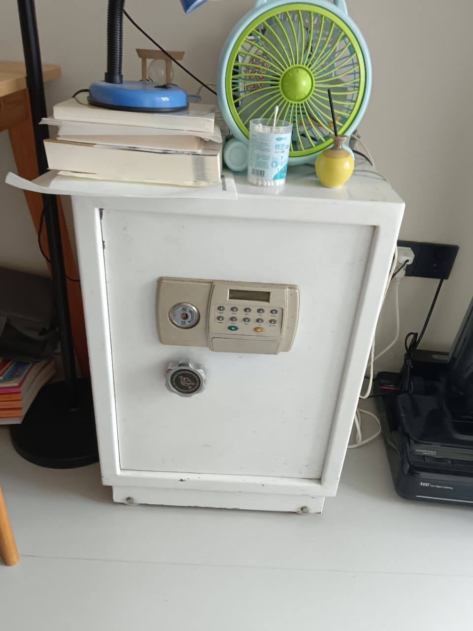 Manufacturer produces, processes, and sells bank safes, document cabinets, file storage bags, and secure storage cabinets, ensuring safety and confidentiality without disposal.