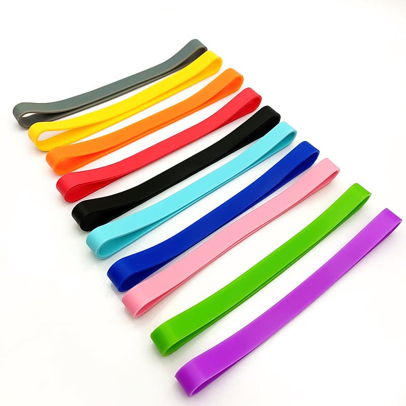 Silicone strapping boxes, silicone elastic lunch boxes, cable ties, trash cans, beach chairs, notebook A5/A6 straps wholesale