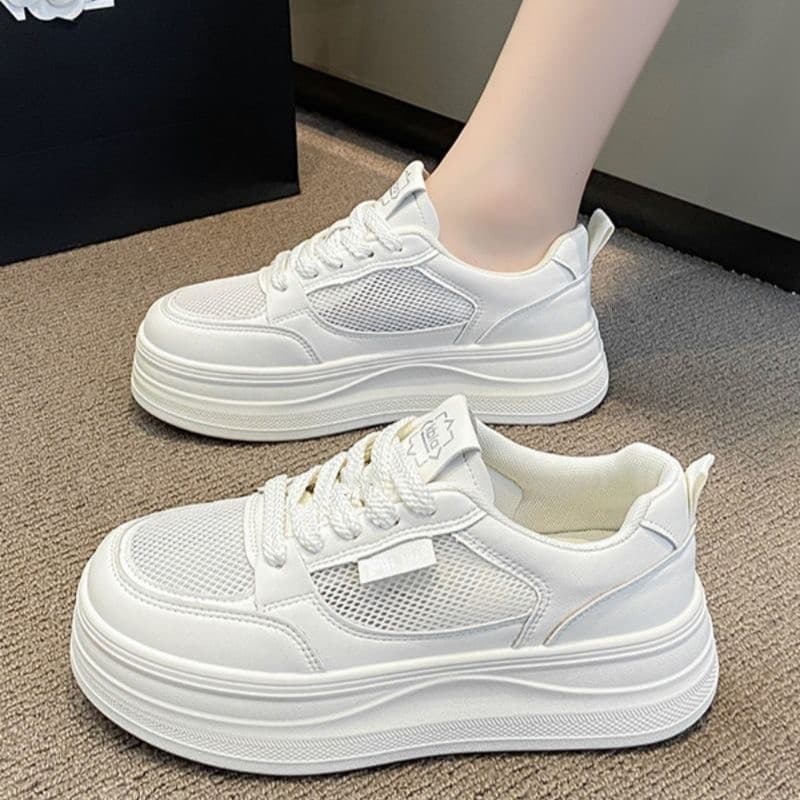 Women's Shoes 2026 New Autumn Casual Sports Shoes Thick-Soled Versatile Student Lightweight Height-Increasing White Running Shoes
