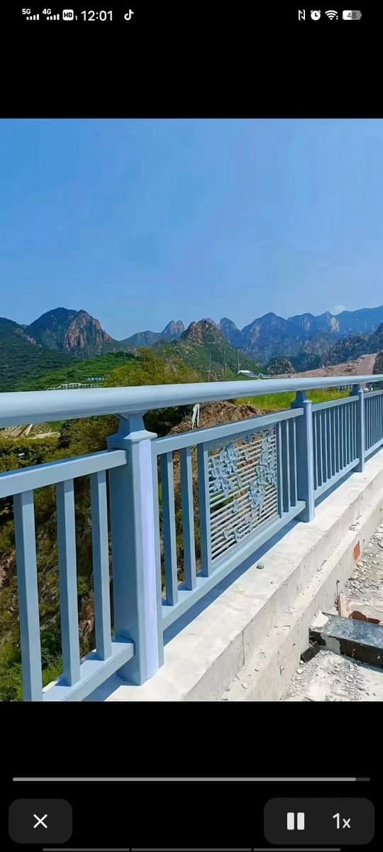 Bridge Guardrail Aluminum Alloy Stainless Steel Carbon Spray Plastic Hot-Dip Galvanized River Road Overpass Landscape Lighting Railing