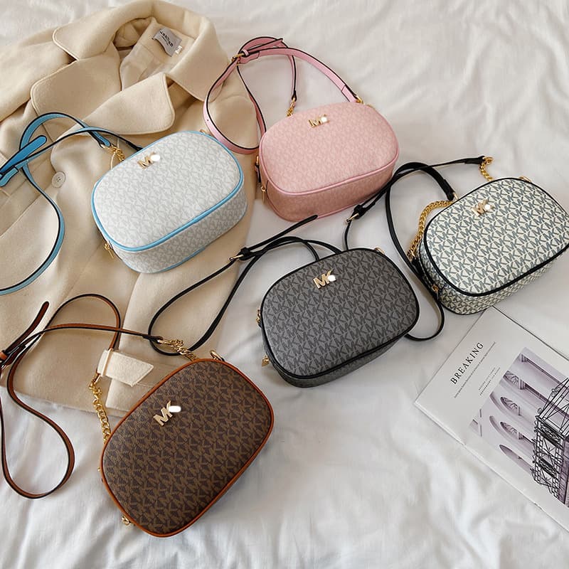 Camera Bag 2025 New Style Contrast Color Chain Single Shoulder Handbag Letter Trendy Small Square Bag Versatile Crossbody Bag