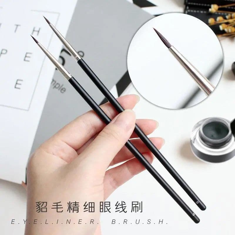 New Fine Tear Trough Concealer Brush Small Flat Head Nasolabial Fold Lip Brush Detail Makeup Brush Beauty Tool