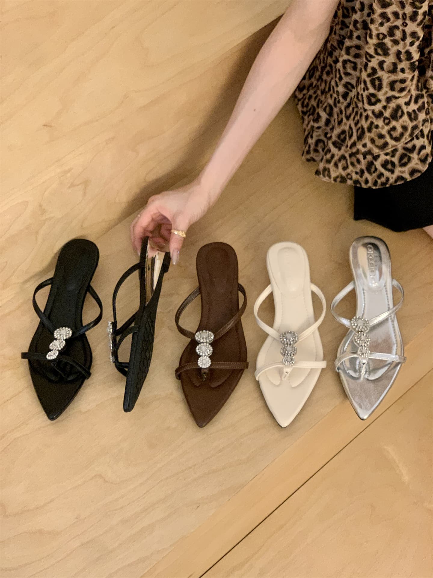 French Wedge Heel Elegant Rhinestone Pointed Toe Slide Sandals Women's Outdoor Wear 2026 Summer Dressy Vacation Sandals