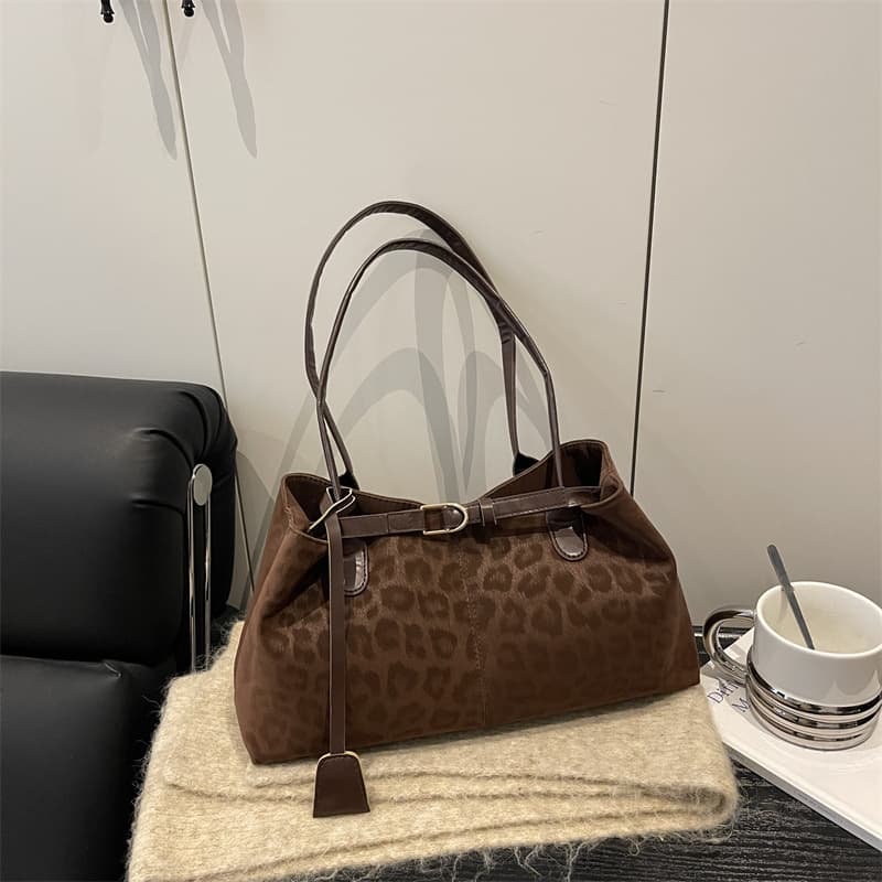 Cross-border Large Capacity Leopard Print Bag for Women 2025 New Autumn/Winter Retro Versatile Shoulder Bag Commuter Tote