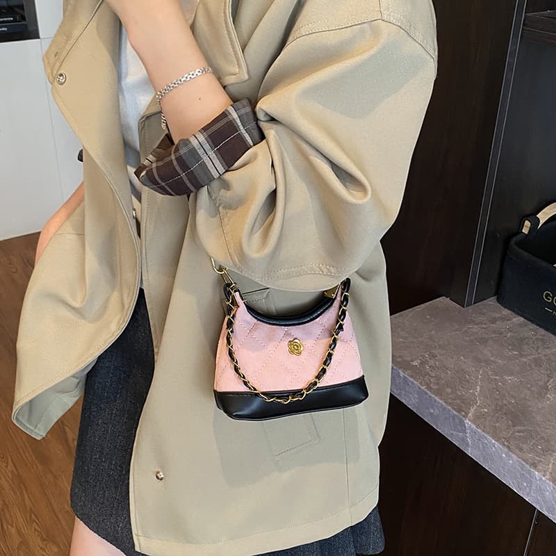 Crossbody Women's Bag 25 Fashion Mini Chanel-Style Tweed Camellia Lady Square Bag Women's Single Shoulder Crossbody Bag Wholesale