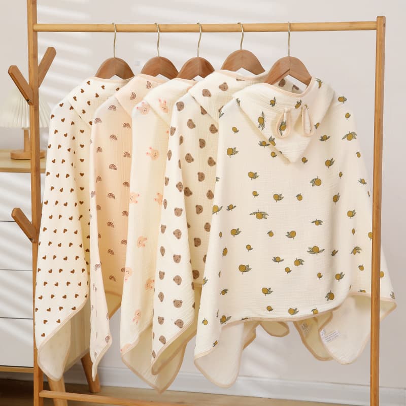 New beige children's hooded bath towels, four-layer cotton gauze cloaks, soft and absorbent for baby bathing robes.