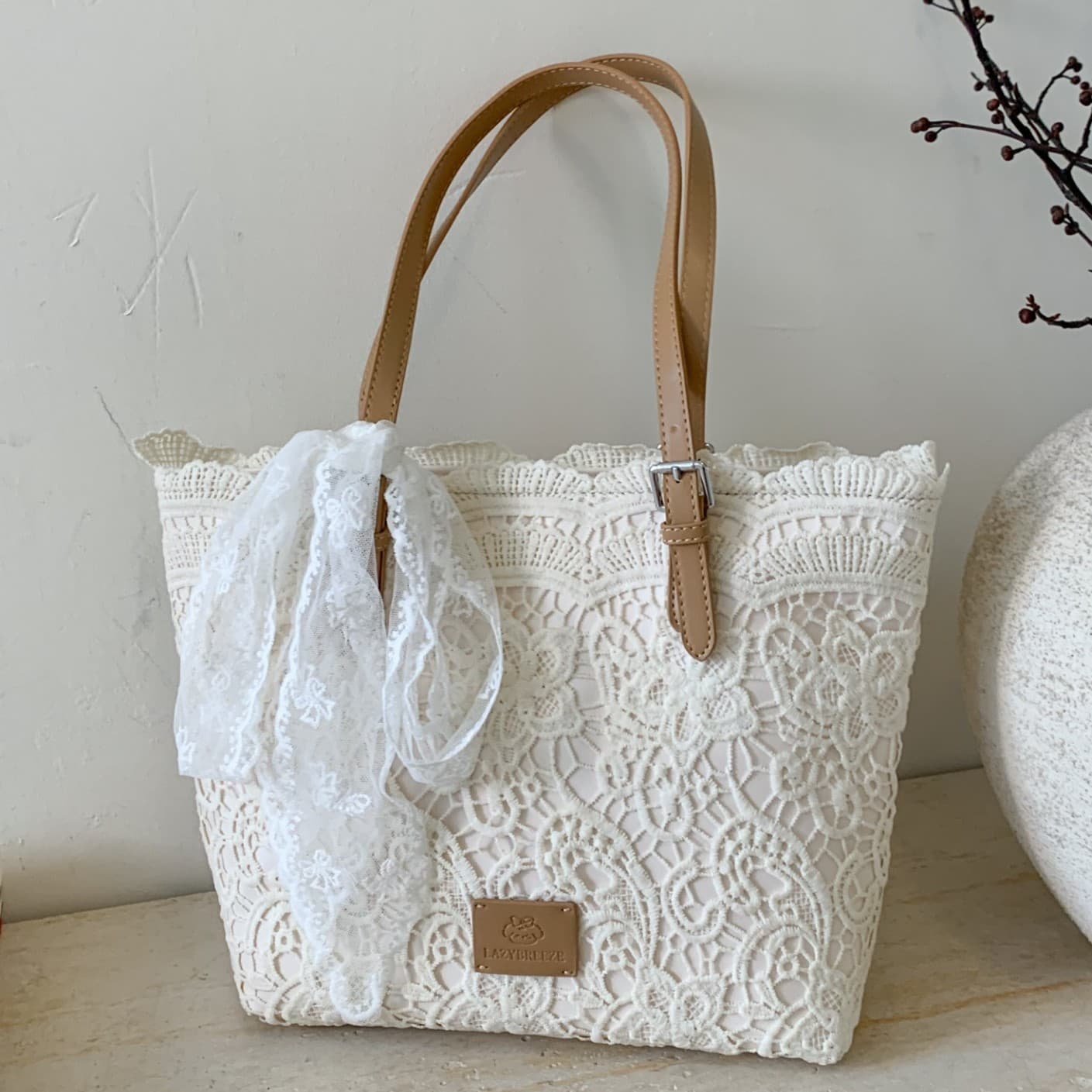 Fashionable Niche Design Single Shoulder Bag Large Capacity Travel Bag Versatile Knitted Bag Lace Woven Bag Floral Beach Bag