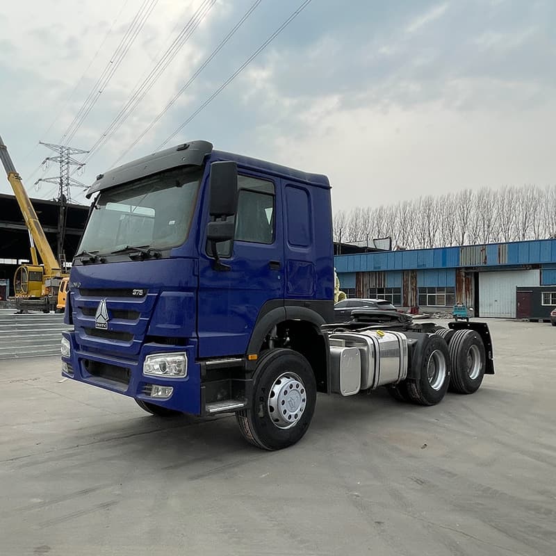 For Sale: Rear Eight-Wheel HOWO Tractor Head, Dual-Drive Freight Truck Head, 371 HP Tractor Trailer