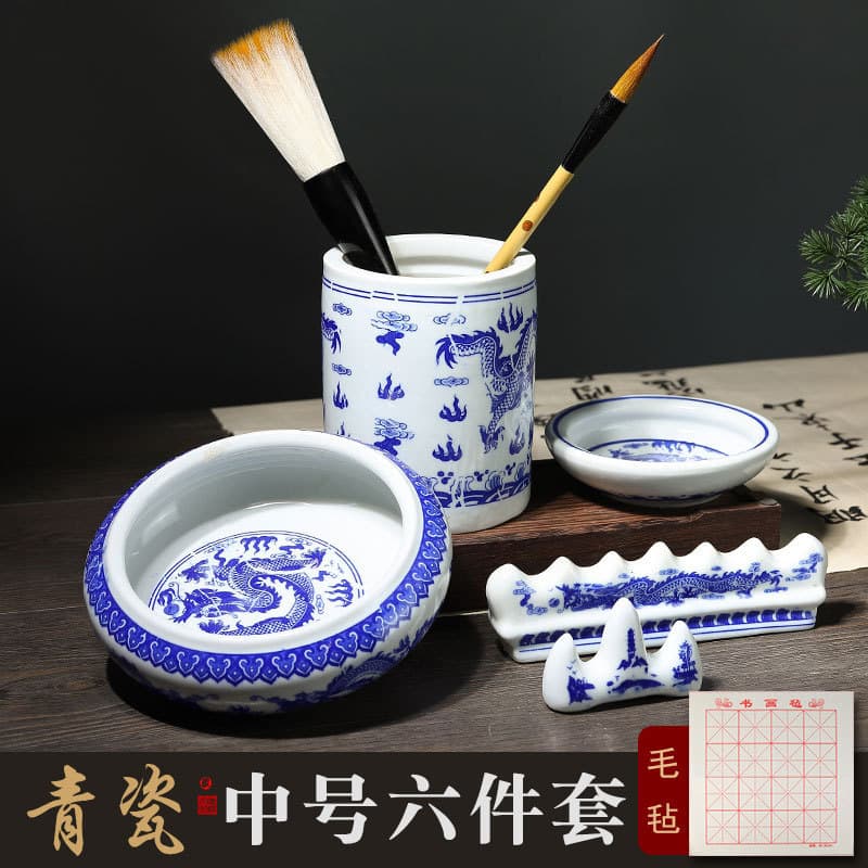 Manufacturer wholesale blue and white ceramic pen holder children's pen wash pen holder Jingdezhen large brush pen holder ink saucer shallow water