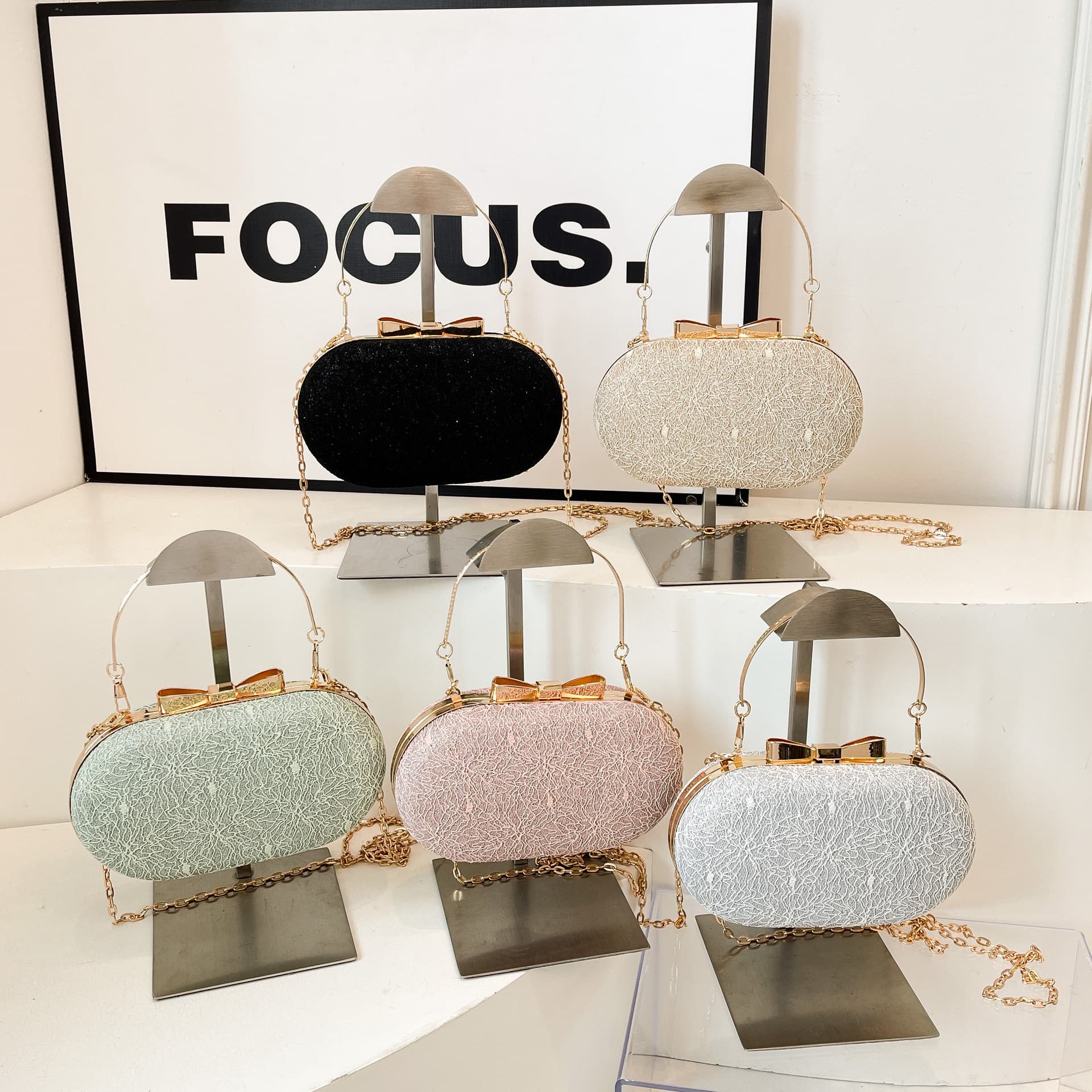Cross-border 2025 New Autumn Small Banquet Handbag Dress Cantaloupe Texture Evening Bag European and American Party Evening Bag