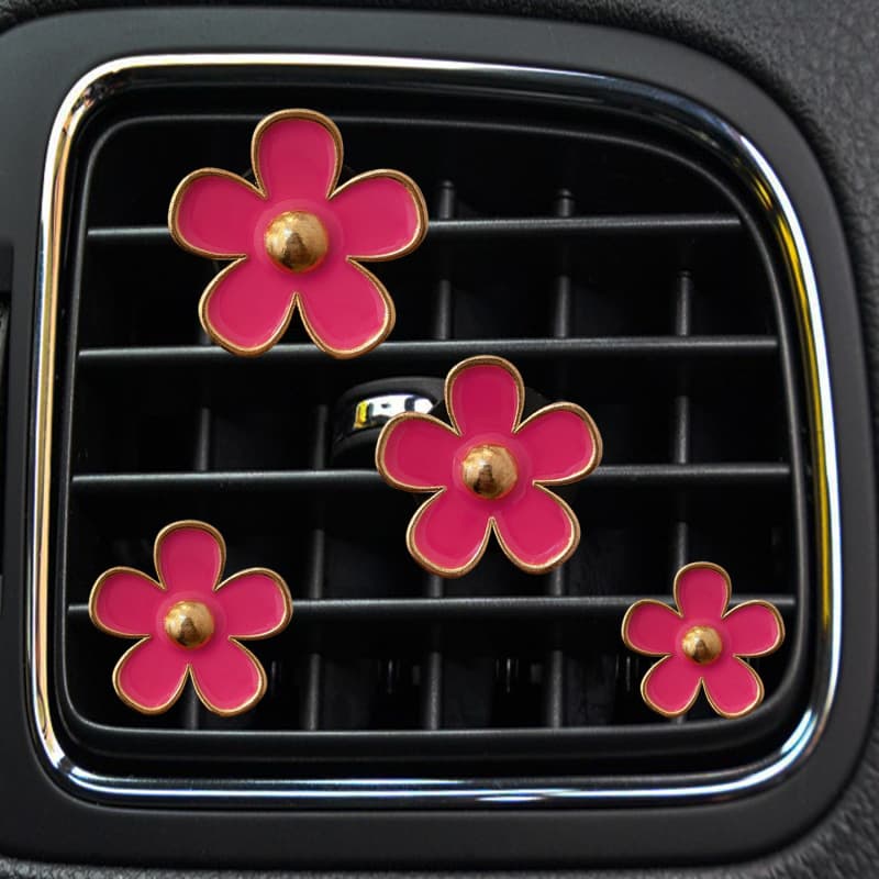 Small Daisy Car Perfume Ornament Alloy Daisy Five-Petal Flower Car Vent Clip Perfume Decor