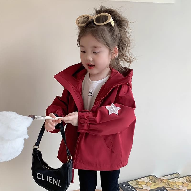 Girls Sport Jacket Spring/Autumn 2025 New Stylish Red Children's Windbreaker Little Girl Autumn Hooded Top