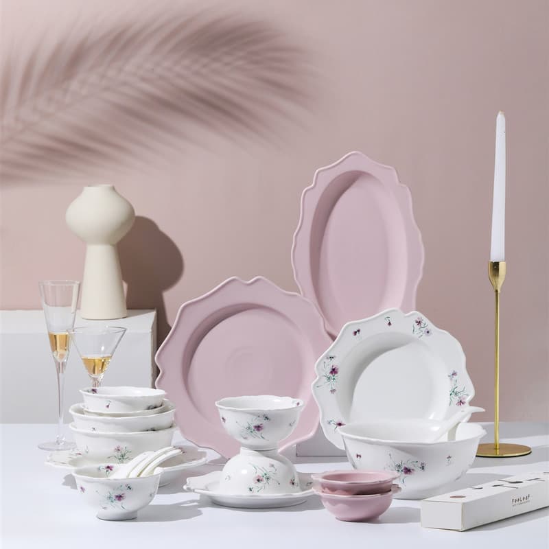 Pink girly ceramic dinnerware set with small floral pattern, including bowls and steak plates, gift box packaging