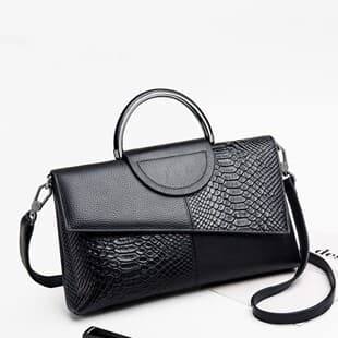 Premium Crocodile Texture Women's Clutch Bag 2026 New Large Capacity Banquet Handbag Fashionable Crossbody Bag