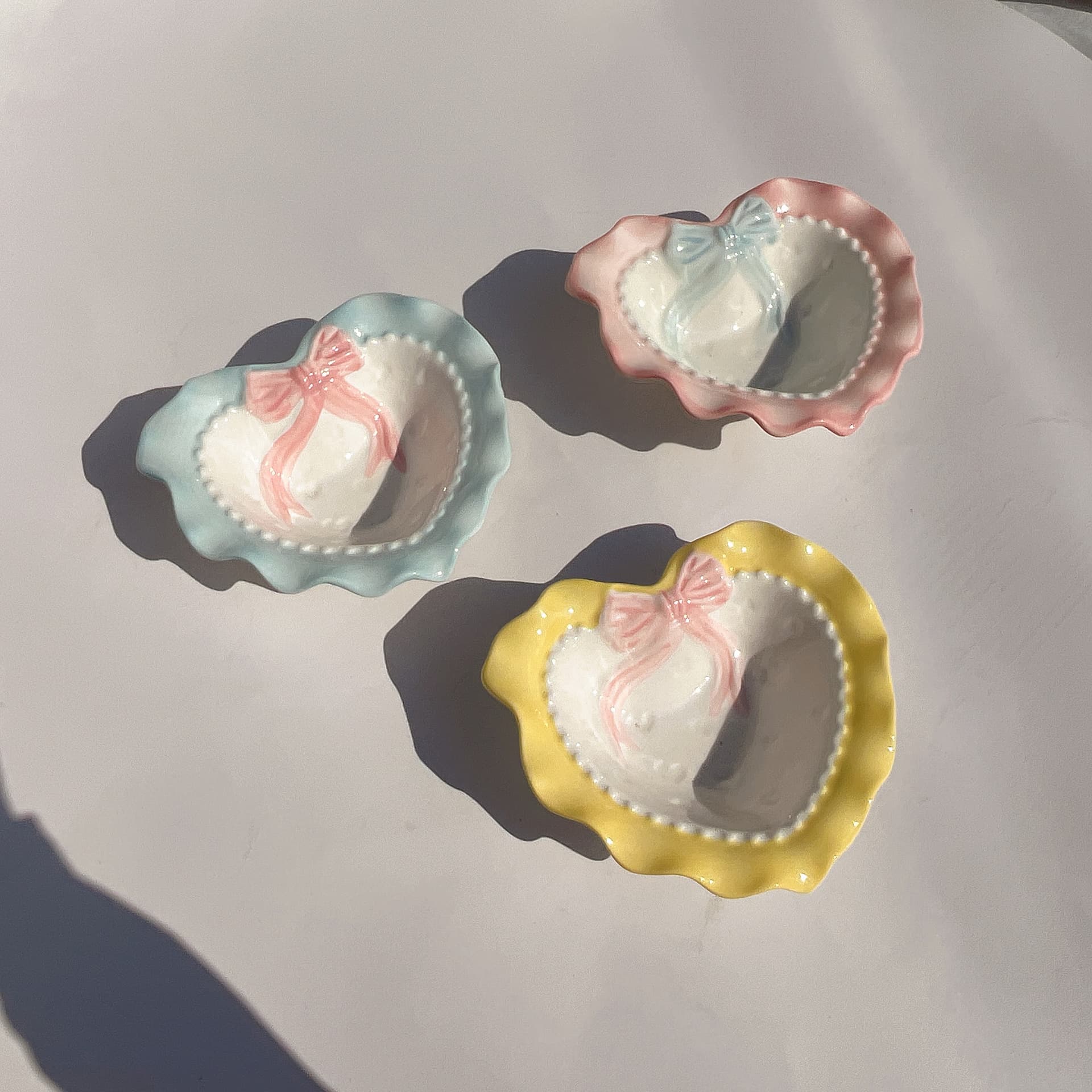 Cross-border Love Heart Cat Bowl Ceramic Large Diameter Pet Dog Bowl Cat Bowl Cat Food Bowl Cat Bowl Pet Bowl