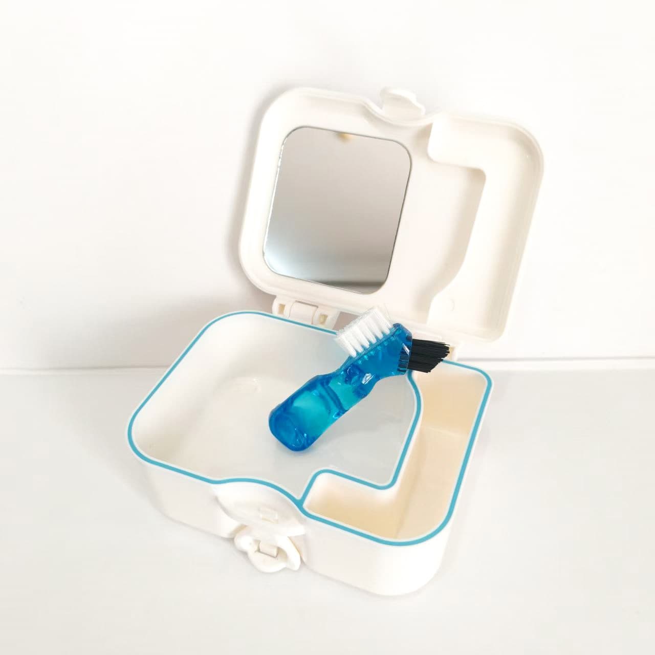Export Denture Case with Mirror Denture Cleaning Case Denture Storage Case Denture Cleaning Case with Toothbrush Head