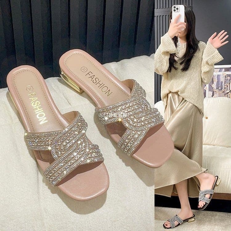 2026 Summer New Gentle Fairy Style Low Heel Sandals French Square Toe Open Toe Casual Sandals for Women with Dresses