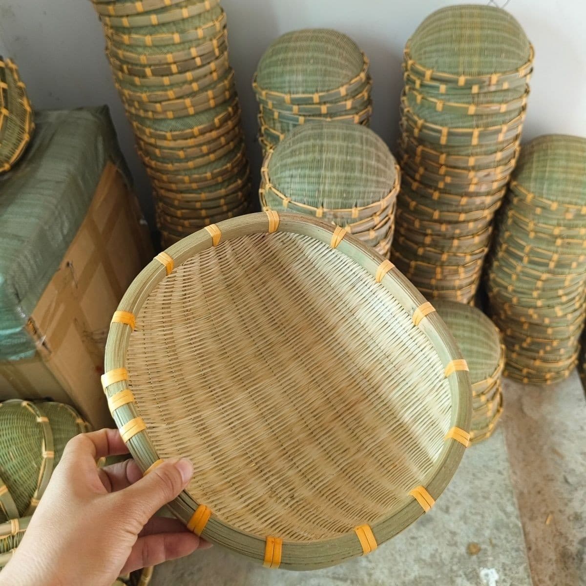 Bamboo Woven Round Basket for Washing Vegetables, Draining, Storage, Steamed Buns, Rice Washing, Rustic Style