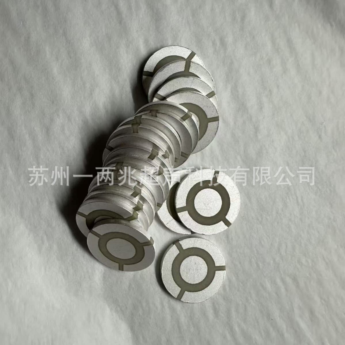 Piezoelectric ceramic transducer, mold temperature machine piezoelectric ceramic disc, high-temperature resistant ceramic disc details consult customer service