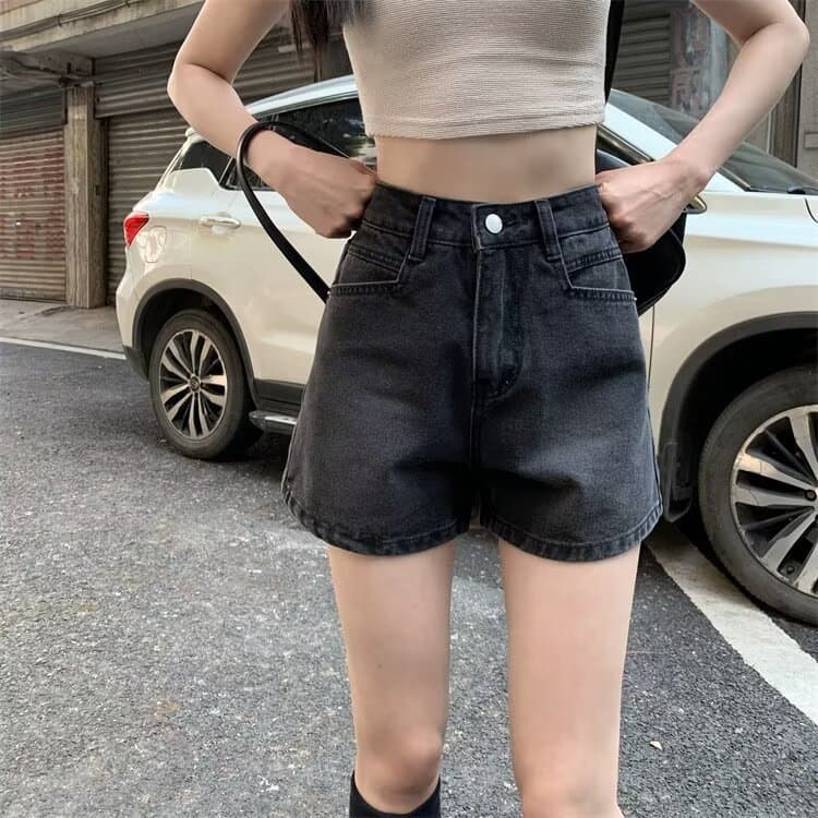 Vintage Denim Shorts for Women 2025 Summer New Design Straight Shorts American High Street Versatile Jeans