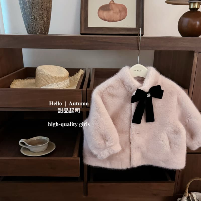 [Sweet Cheesecake] New Year Edition! Luxurious Pink Faux Fur Coat with Elegant Bow for Baby Girls