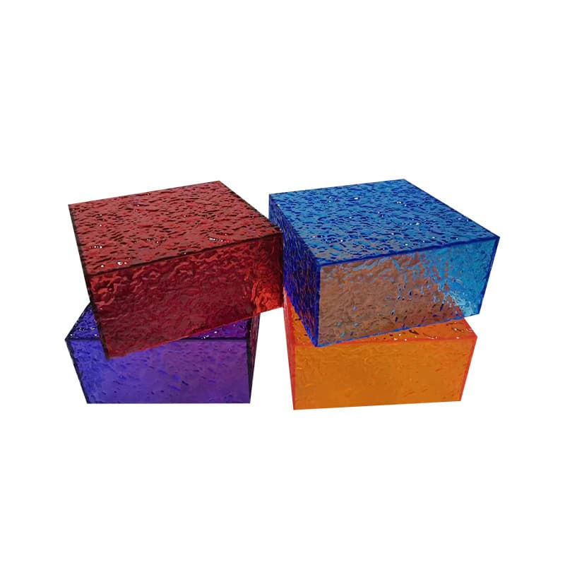 Custom-made high-transparency acrylic sheets for boxes, baffles, plexiglass bending, and DIY plastic sheet making.