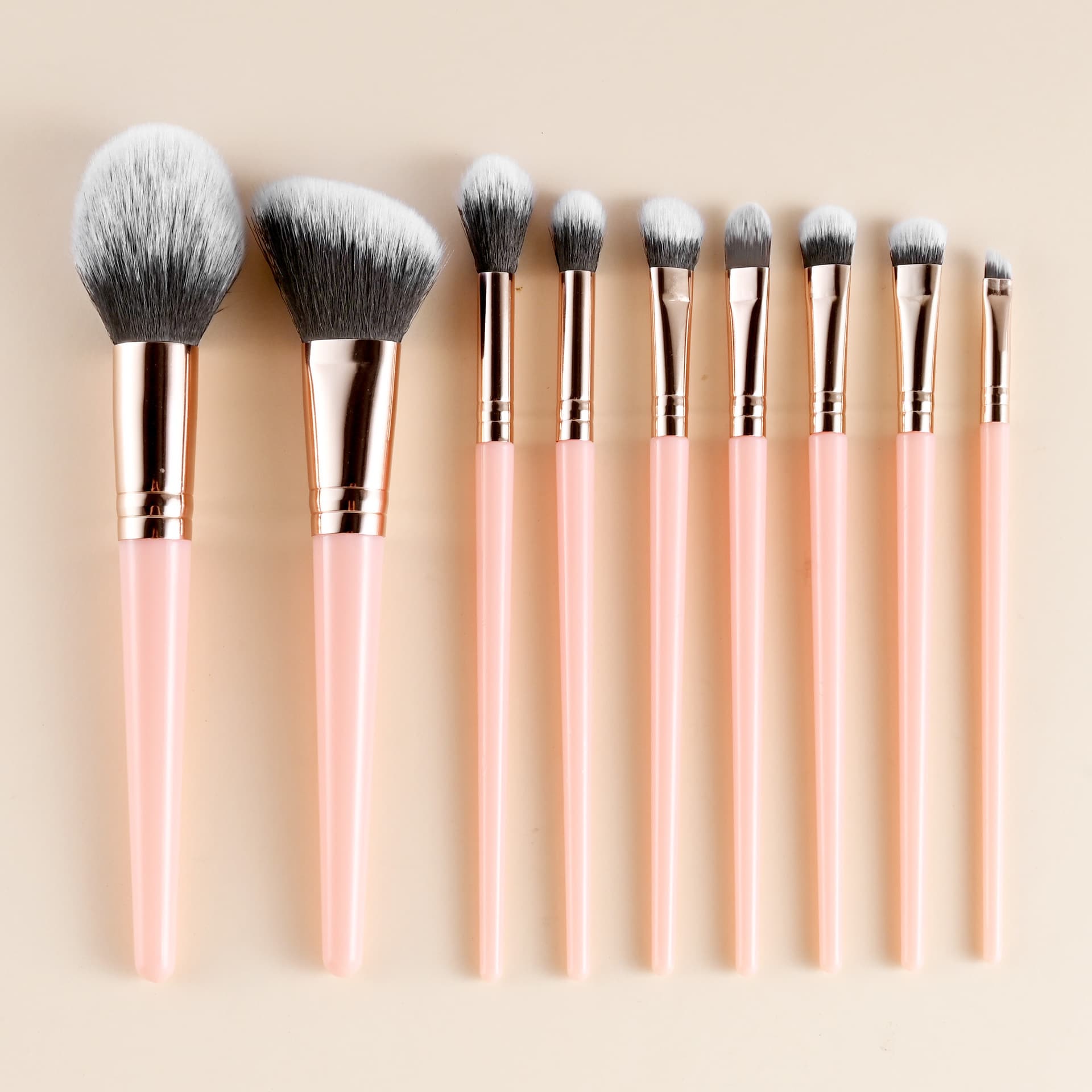 Cross-border foreign trade model 9 makeup brush set pink foundation eye shadow blush brush beauty blogger makeup tool brush