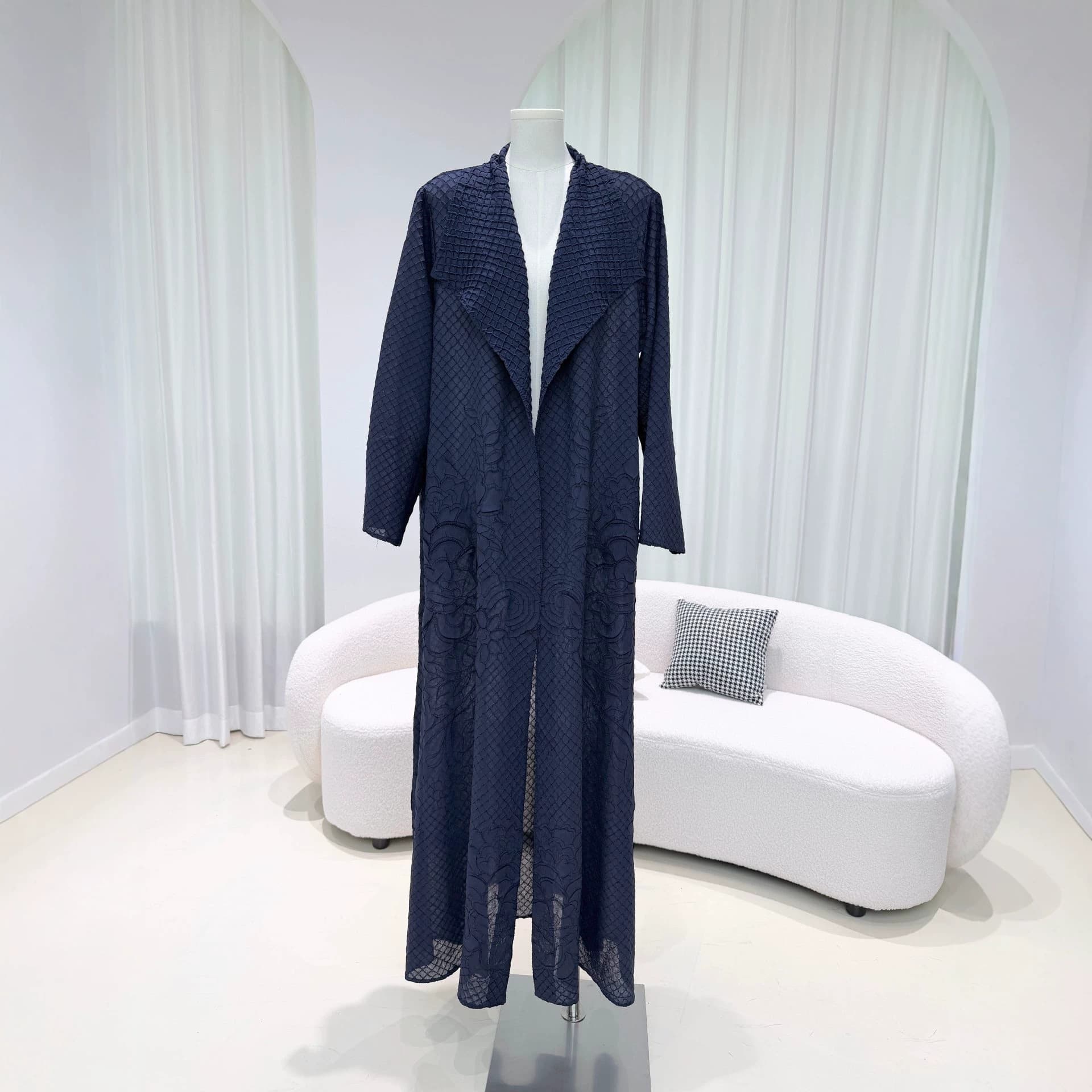 Miyake loose cardigan new extra large size windproof loose slim long-sleeved lapel slim long-sleeved lace-up windbreaker