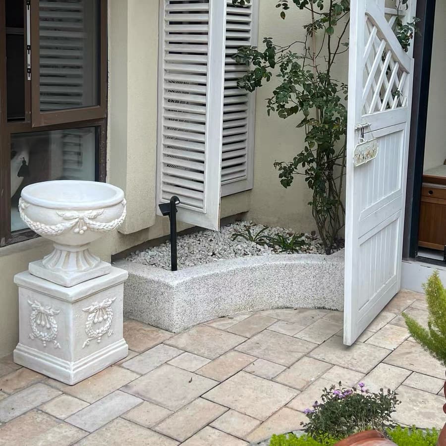 Magnesium Oxide Wheat Pattern Vintage Distressed Flower Pot Outdoor Villa Garden Landscape Decorative Roman Column Base Ornament