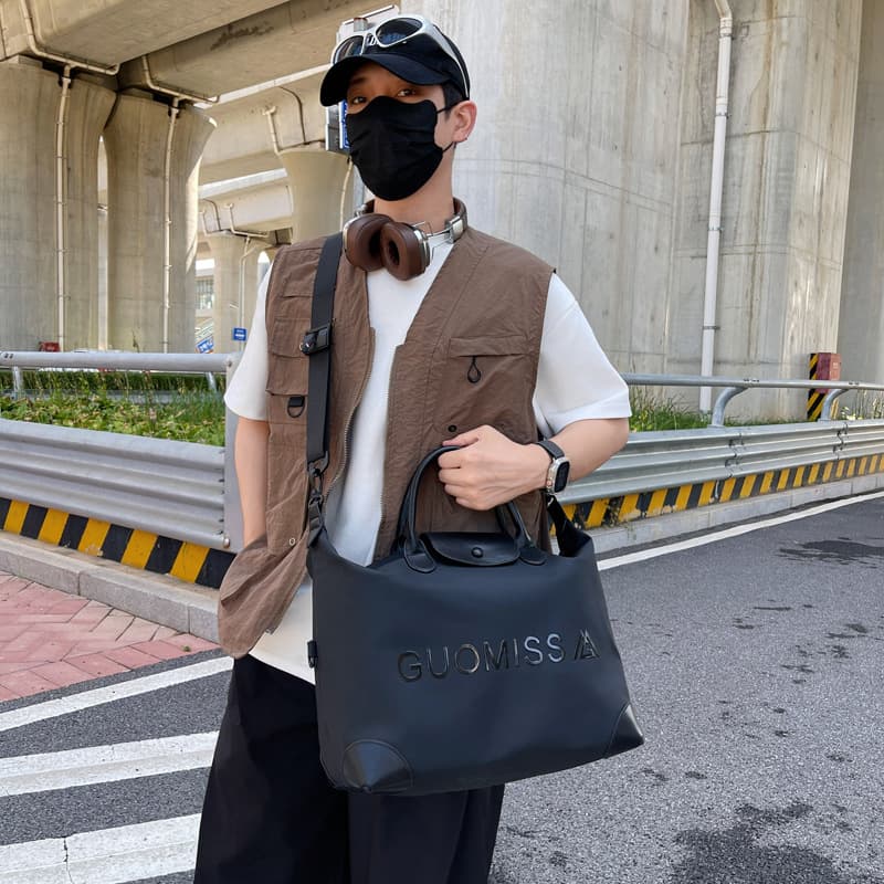 Cross-border new travel backpack for men and women, large-capacity diagonal short-distance luggage bag, water-repellent sports fitness bag