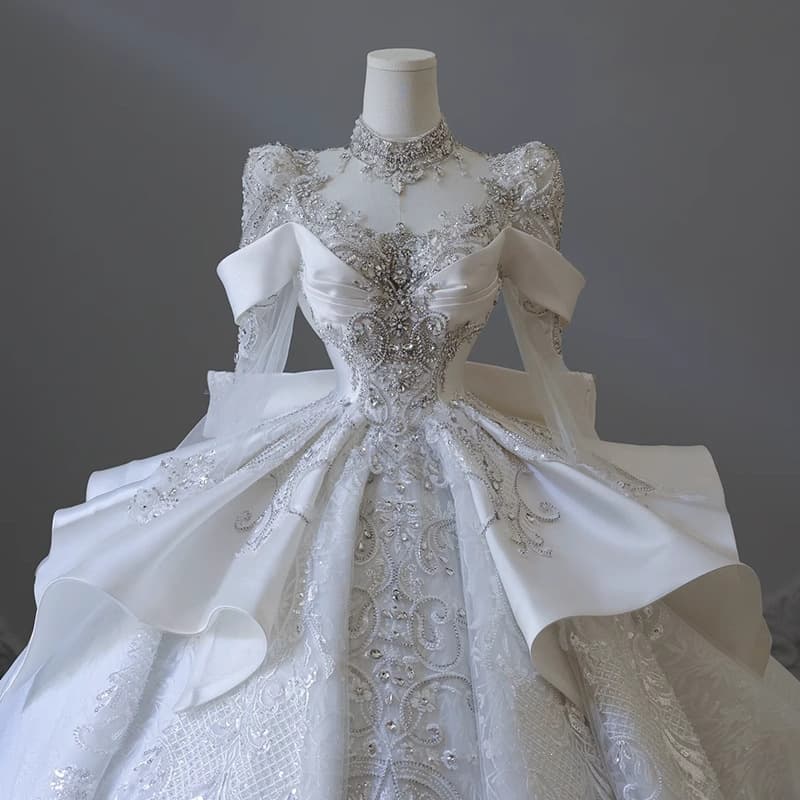 French Couture Wedding Dress 2024 New Satin Main Gown Vintage Long Sleeve Elegant