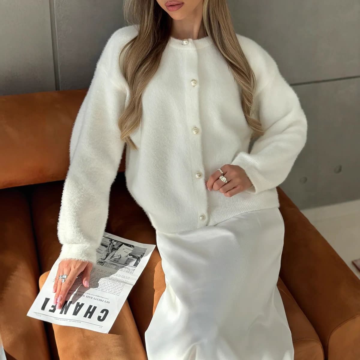 Cross-Border White Chic Knit Cardigan Women's Autumn/Winter New Style Versatile Soft Loose Imitation Mink Plush Sweater Coat