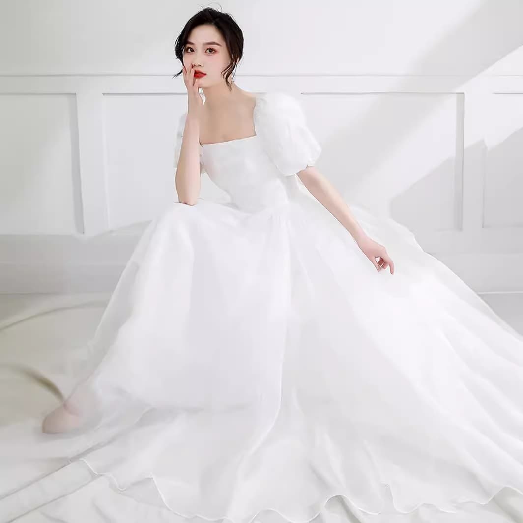 French-style Light Wedding Dress 2026 Simple Elegant Going-Away Gown Travel Photo Outdoor White Dress Bride Wedding Dress Wholesale
