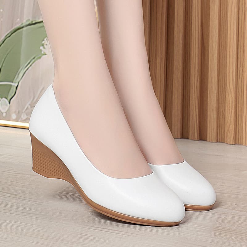 Soft Leather Soft Sole Chunky Heel Work Shoes for Beauty Salon, Formal Shoes White Nurse Shoes Professional Women's Work Shoes