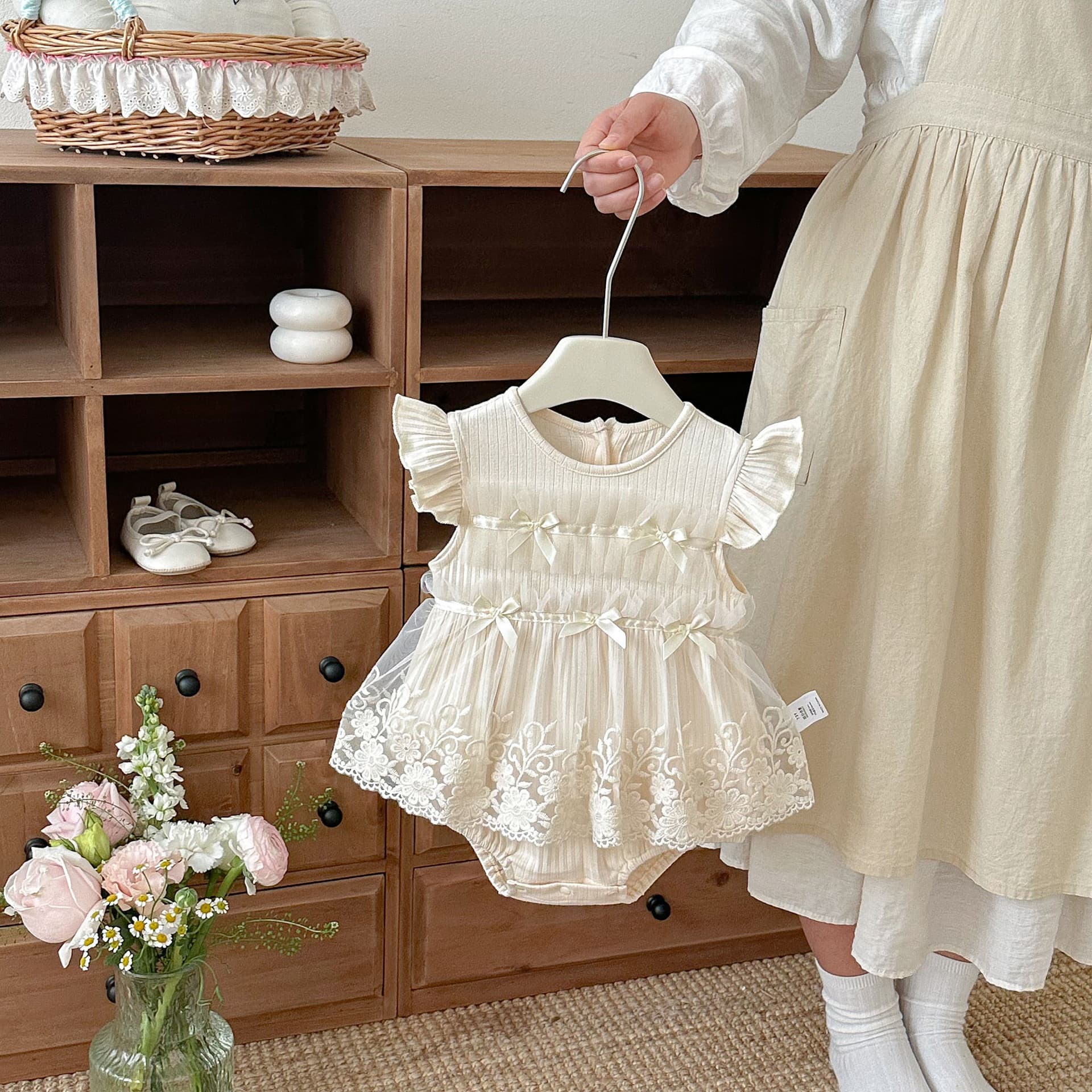 Baby clothes new summer one-piece fashionable baby girl one-year-old princess dress dress 100-day full-moon bag fart clothing