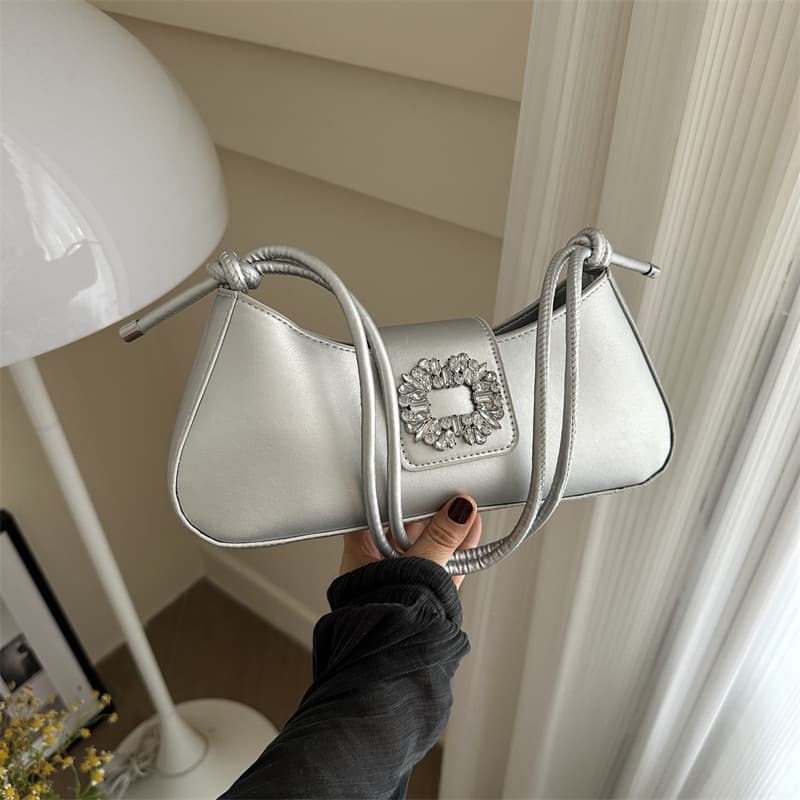 Versatile Single Shoulder Underarm Bag Women 2024 New Summer Versatile Textured Baguette Bag Personality Crossbody Small Square Bag