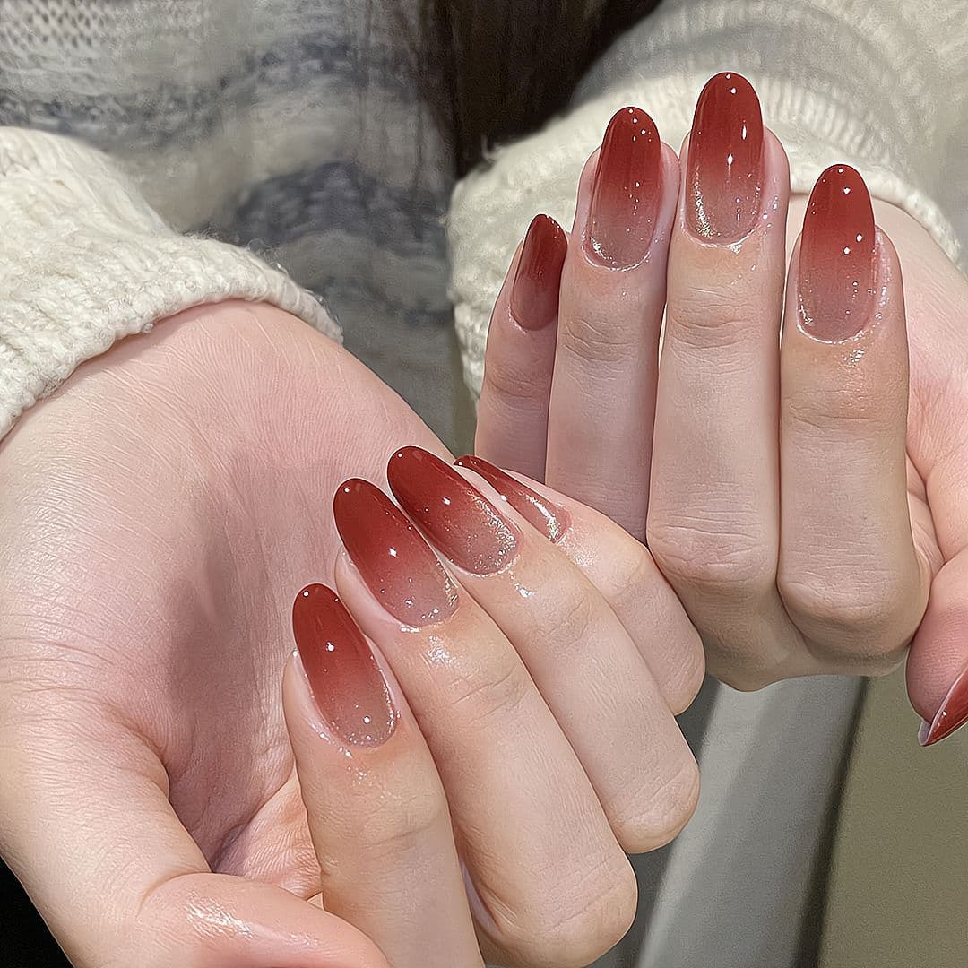 [Lingluo Original] French Style Gentle Ice-Transparent Cherry Red Cat Eye Gradient Handmade Press-On Nails Wholesale