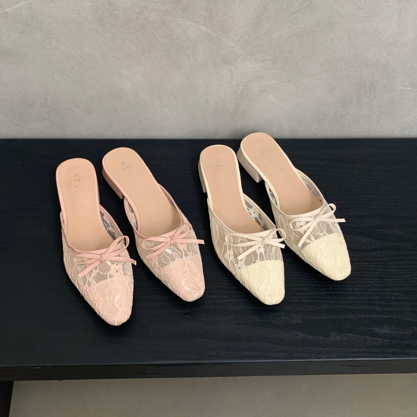New Chinese-style Fairy Lace Closed-toe Half Slippers for Women Summer Wear French Elegant Low-heel Mule Shoes