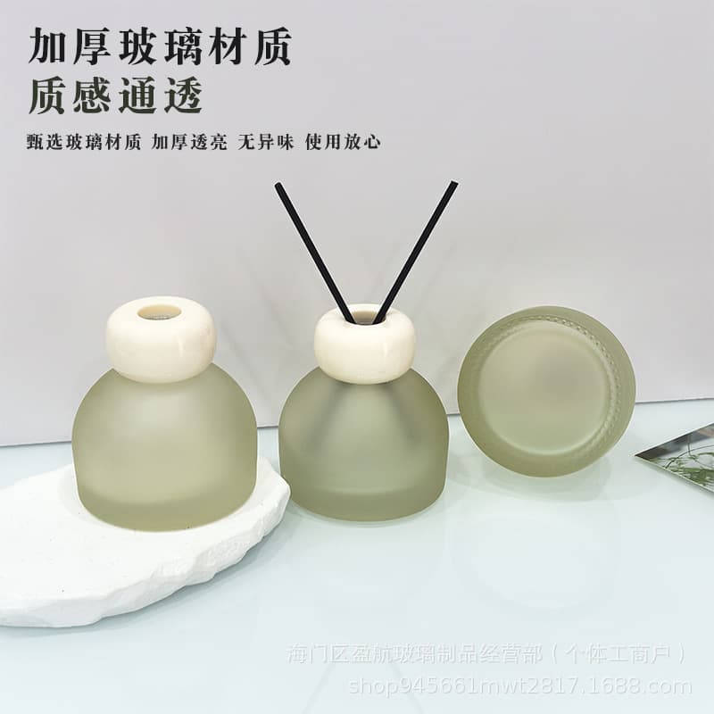 Factory Direct 80-100ML Screw Mouth Semi-Round Bottle Spray Color Silk Screen Aromatherapy Glass Bottle Car Fragrance Essential Oil Bottle